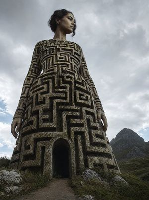 Colossal Labyrinth Woman Monument